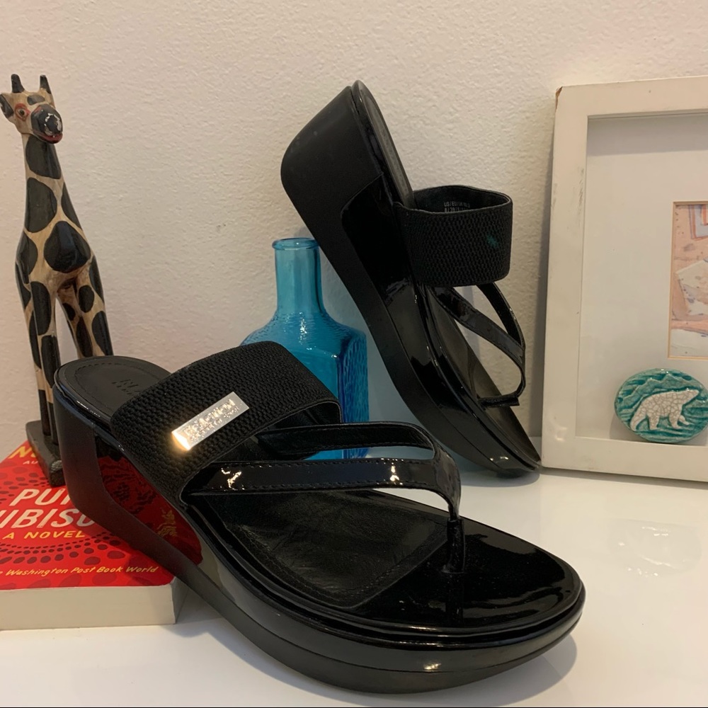 Kenneth Cole Wedge Sandals 🖤 - Picture 2 of 5